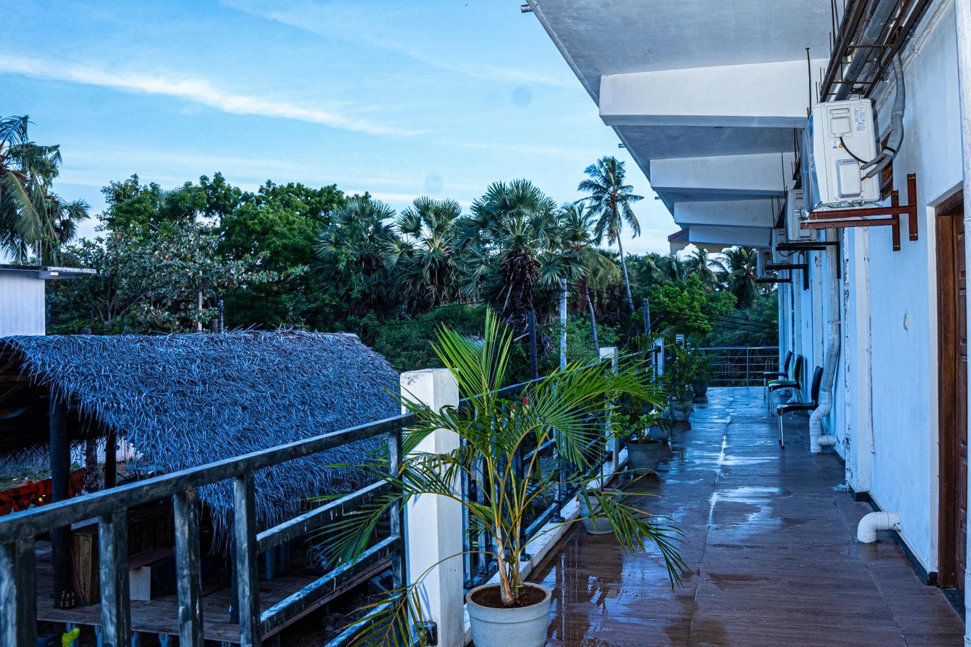 Theevanni Resort Trincomalee Εξωτερικό φωτογραφία